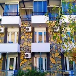 Haluk Hotell