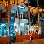 Haluk Hotell *
