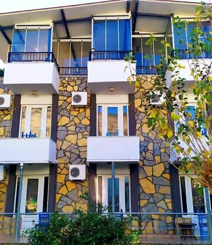 Haluk Hotel